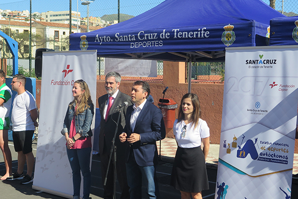 El Ayuntamiento de Santa Cruz y la Fundación Cepsa ponen en marcha la Escuela de Deportes Autóctonos